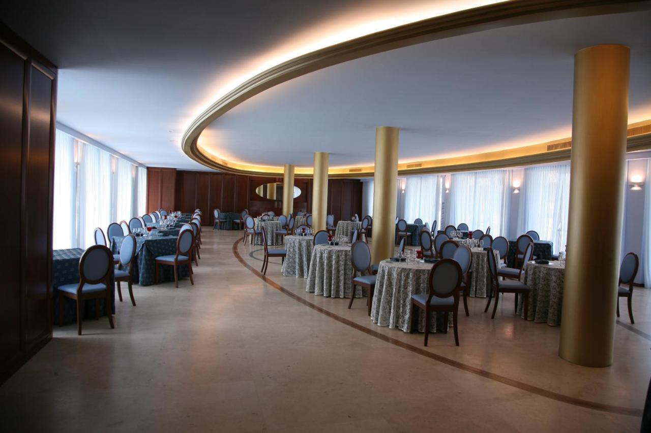 ואסטו Hotel Royal מראה חיצוני תמונה
