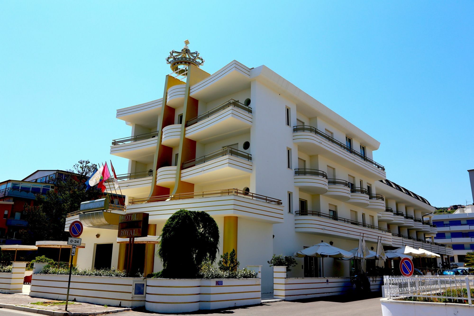 ואסטו Hotel Royal מראה חיצוני תמונה